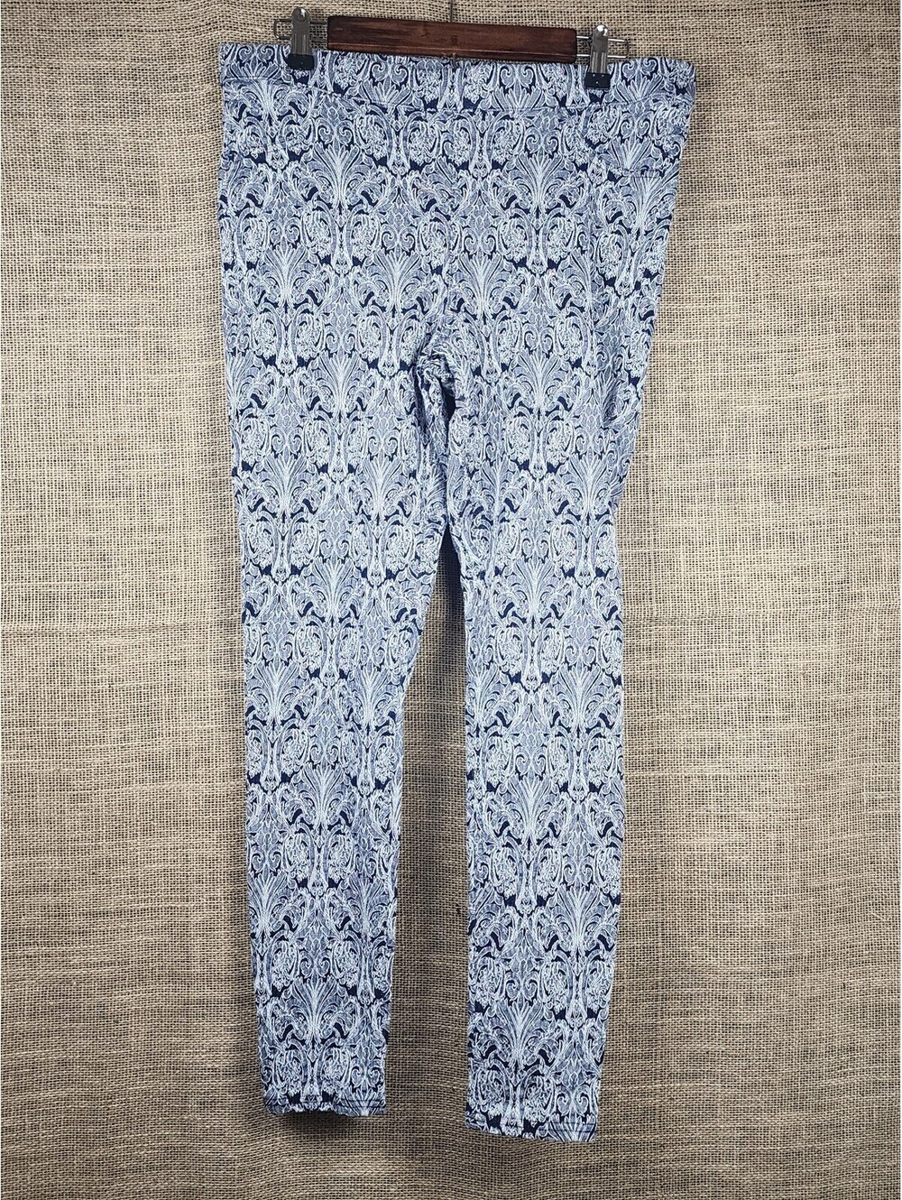 Zac and Rachel Women's Blue and White Patterned Stretch Pants Size 14